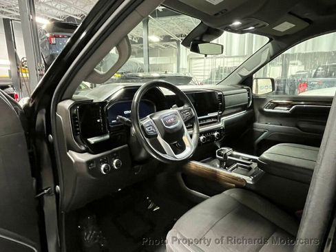 Used 2023 GMC Sierra 1500 Elevation image 17