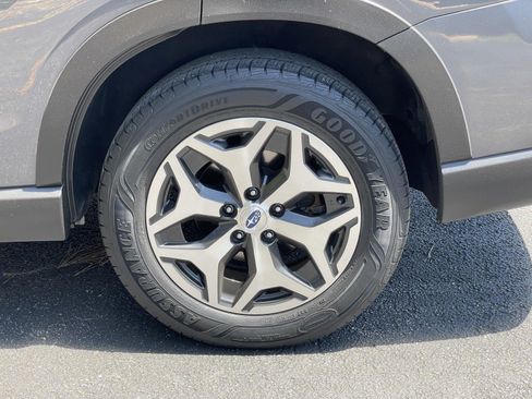 Used 2020 Subaru Forester Premium AWD/4WD image 49