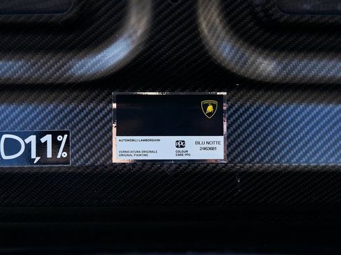 Used 2024 Lamborghini Huracan Tecnica RWD image 23