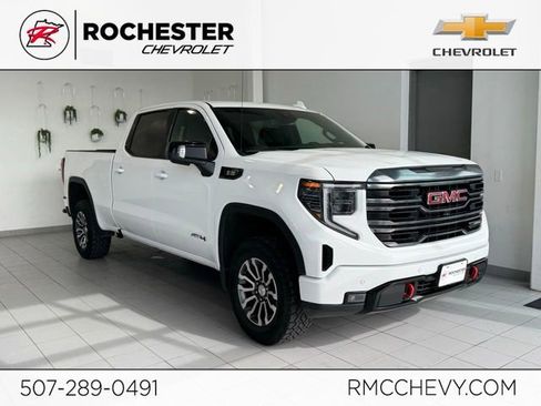 Used 2023 GMC Sierra 1500 AT4 w/ AT4 Preferred Package AWD/4WD image 1