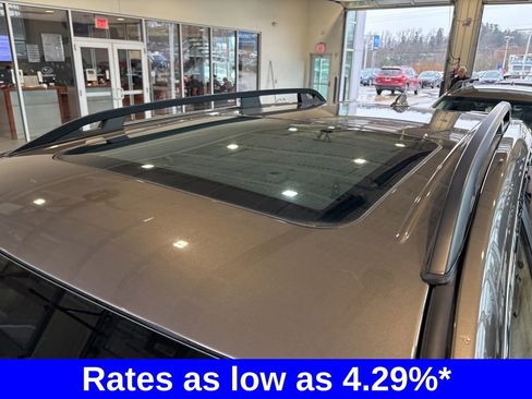 Used 2023 Subaru Forester Limited image 12