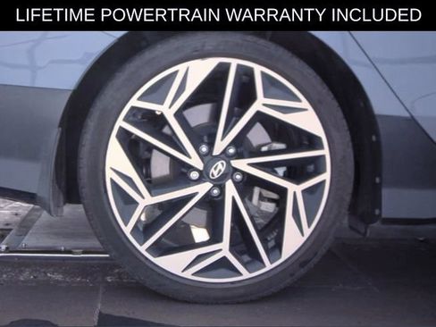 Used 2024 Hyundai Ioniq 6 SEL AWD/4WD image 16