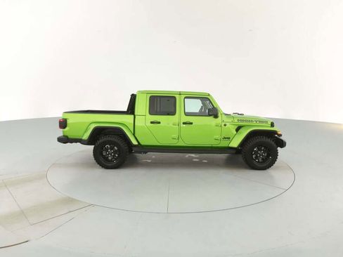 New 2025 Jeep Gladiator Sport image 14