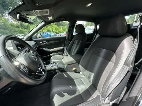 Used 2025 Honda Civic Sport image 14