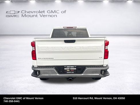 Used 2023 Chevrolet Silverado 1500 LT AWD/4WD image 4