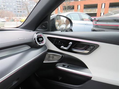 Used 2025 Mercedes-Benz C 300 C 300 4MATIC image 15