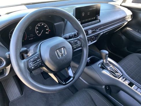 Used 2025 Honda HR-V LX image 21
