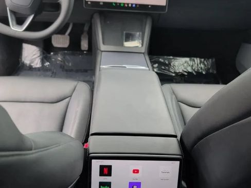 Used 2025 Tesla Model 3 RWD image 15