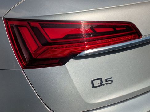 Used 2023 Audi Q5 2.0T Premium w/ Convenience Package AWD/4WD image 18