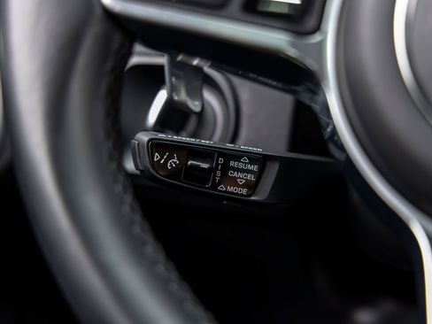 Certified 2023 Porsche Cayenne GTS AWD/4WD image 30