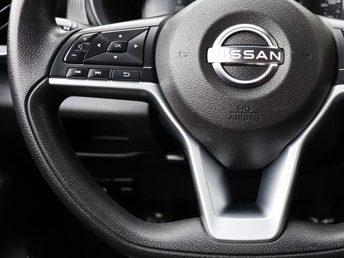 Used 2023 Nissan Kicks SV FWD image 51