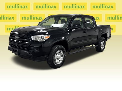 Used 2018 Toyota Tacoma SR w/ SR Convenience Package image 7