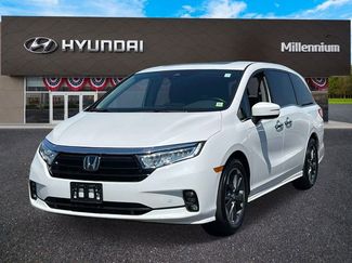 Used 2023 Honda Odyssey Elite video 4
