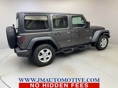 Used 2019 Jeep Wrangler Unlimited Sport S AWD/4WD image 5