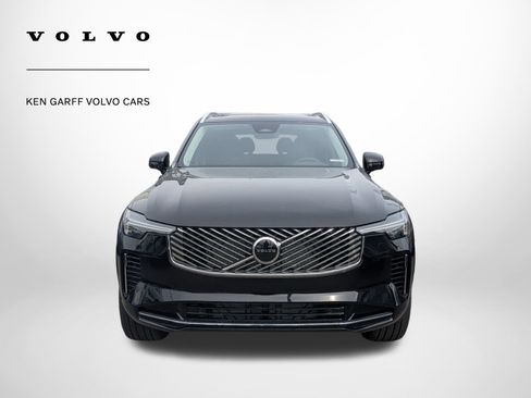 New 2026 Volvo XC90 B5 Core AWD/4WD image 9