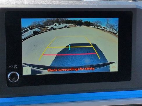 Used 2025 Toyota Tacoma TRD Off-Road image 27