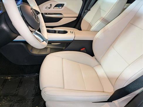 New 2026 Mercedes-Benz CLA 250+ image 3