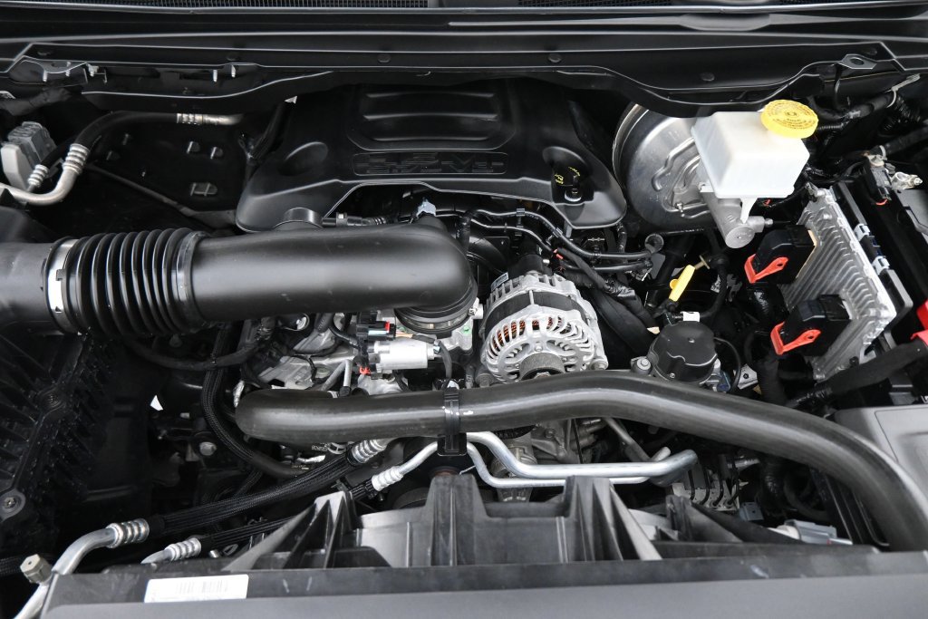Used 2022 RAM 1500 Laramie AWD/4WD image 23