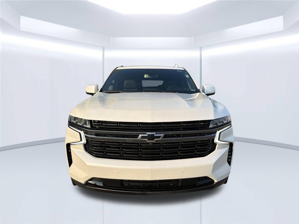 Used 2022 Chevrolet Suburban RST w/ Sport Performance Package AWD/4WD image 2