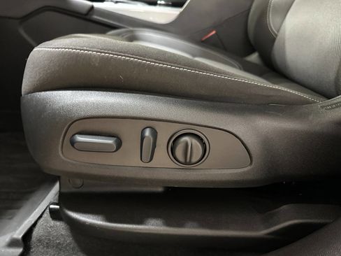 Used 2024 Chevrolet Blazer LT w/ Convenience Package image 28