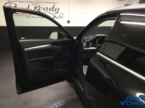 Used 2018 Audi Q5 2.0T Premium Plus w/ Premium Plus Package AWD/4WD image 21