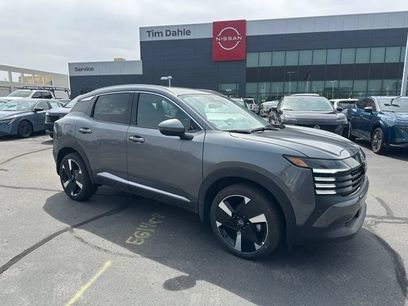 Used 2025 Nissan Kicks SR w/ Illumination Package