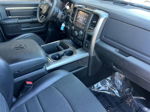 Used 2018 RAM 3500 Lone Star w/ Sport Appearance Group image 16