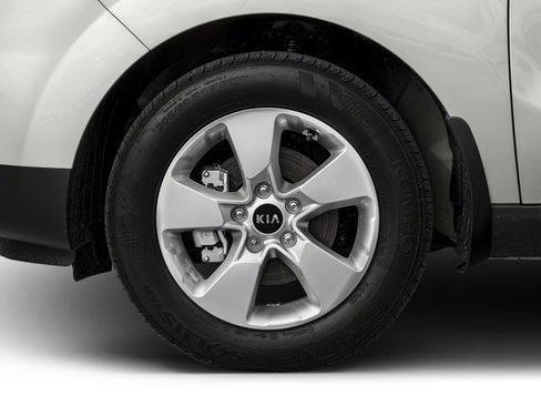 Used 2018 Kia Soul FWD image 14