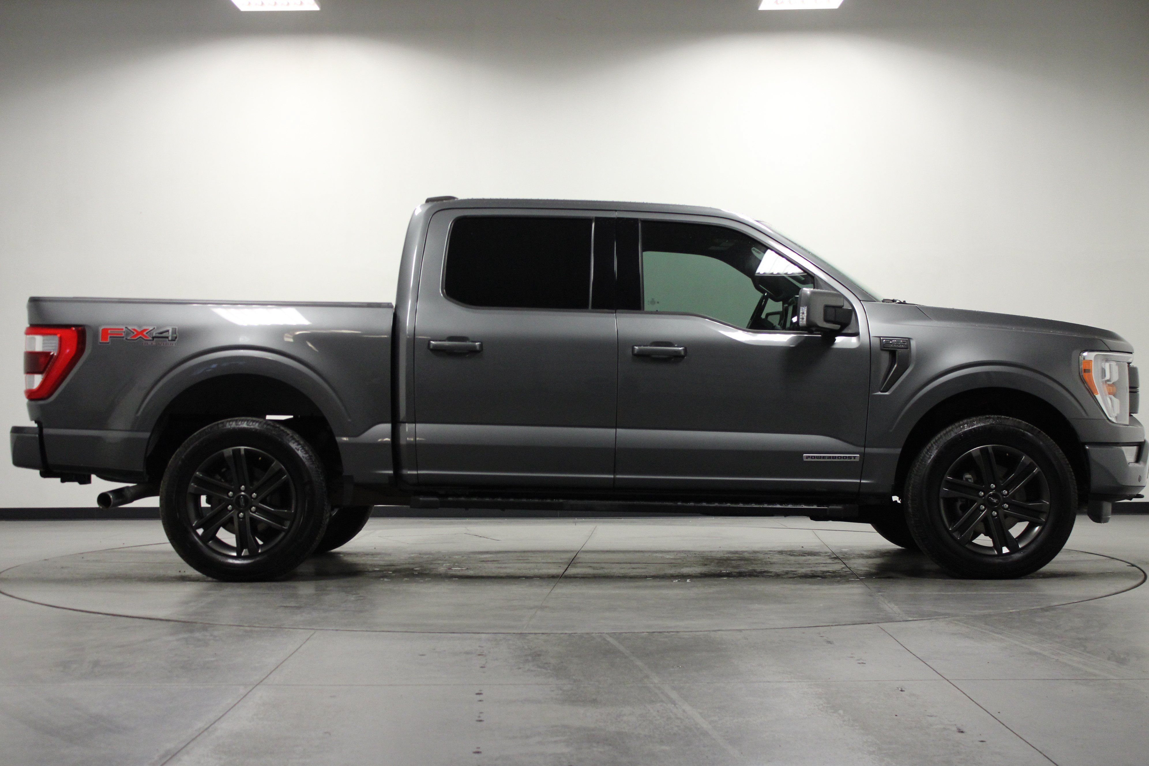 Used 2021 Ford F150 Lariat w/ Max Trailer Tow Package AWD/4WD image 3