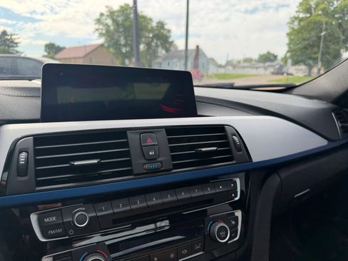 Used 2018 BMW 340i xDrive Sedan AWD/4WD image 21