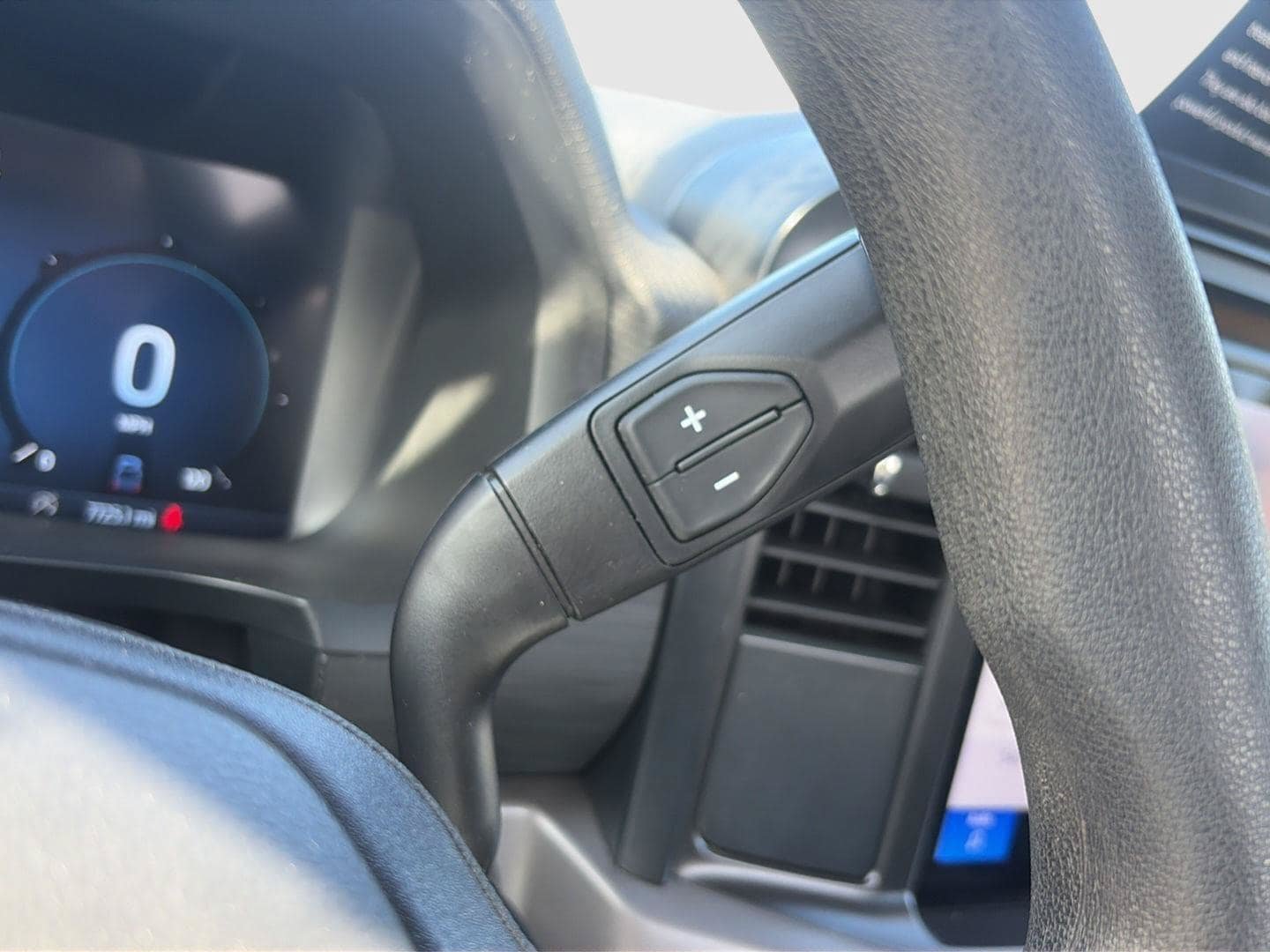 Used 2025 Ford F150 XL AWD/4WD image 16