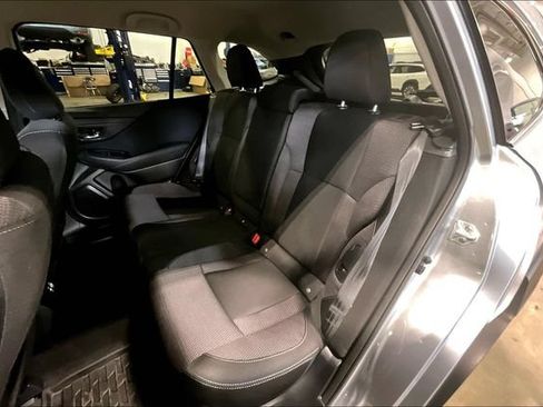 Used 2025 Subaru Outback Premium AWD/4WD image 26
