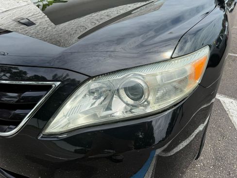 Used 2011 Toyota Camry LE FWD image 10