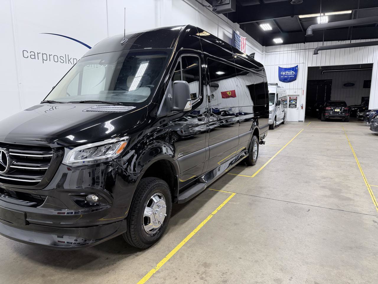 Used 2023 Mercedes-Benz Sprinter 3500 image 14