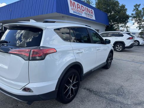 Used 2016 Toyota RAV4 SE AWD/4WD image 8