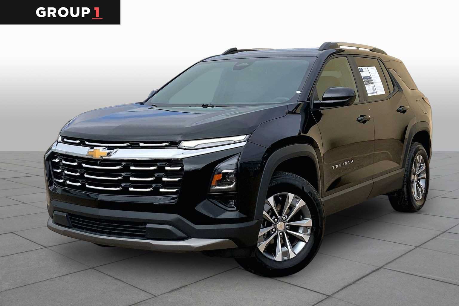 Used 2025 Chevrolet Equinox LT w/ Convenience Package II FWD image 1