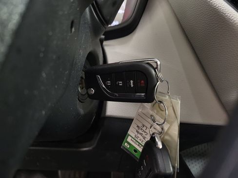 Used 2024 Toyota Corolla LE FWD image 17