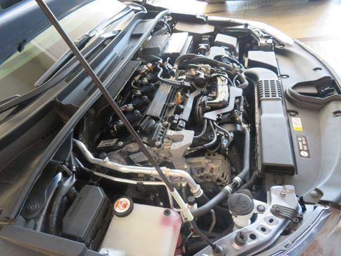 Used 2022 Toyota Corolla XSE FWD image 55