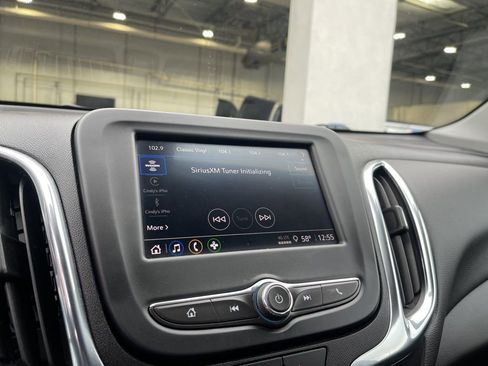 Used 2023 Chevrolet Equinox LT AWD/4WD image 15
