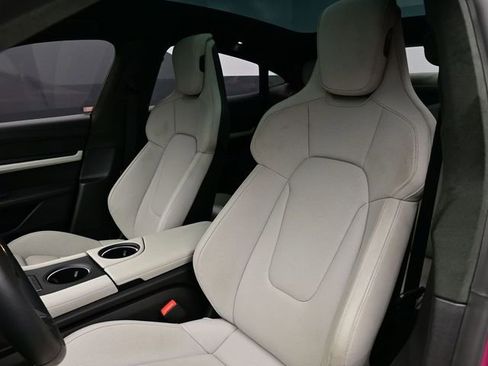 Certified 2024 Porsche Taycan GTS image 5