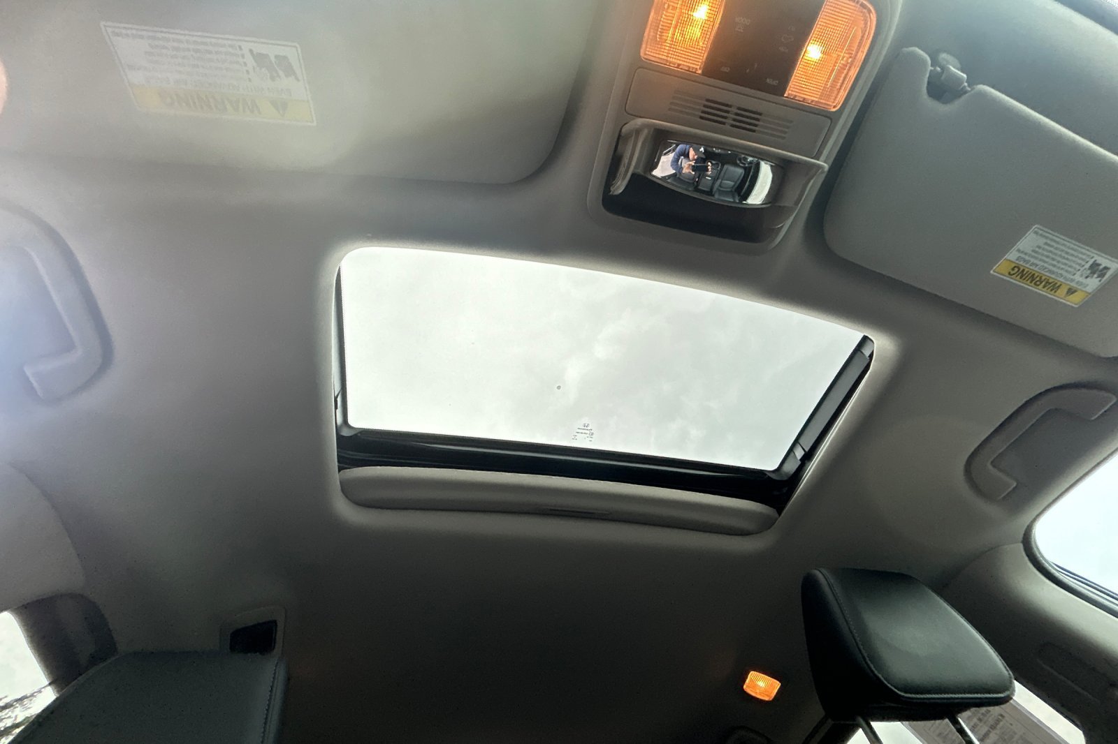 Used 2025 Honda Odyssey EX-L image 18