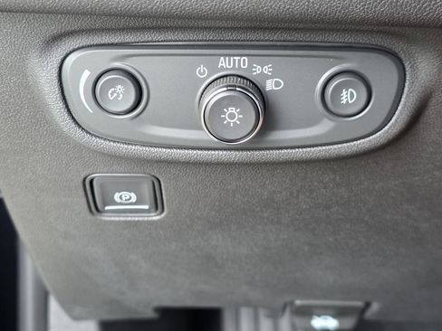 Used 2020 GMC Terrain SLT w/ Preferred Package FWD image 23