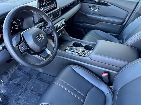Certified 2024 Honda Pilot TrailSport image 14