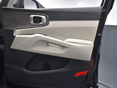 Certified 2024 Kia Sorento X-Line EX image 14