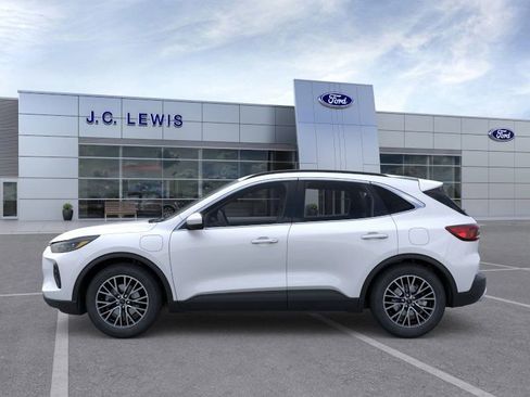 New 2025 Ford Escape SE w/ PHEV Premium Package image 5