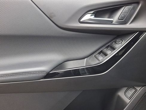 Used 2026 Chevrolet Equinox LT w/ Convenience Package II image 12