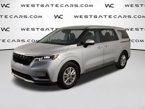 Used 2022 Kia Carnival LX FWD image 1