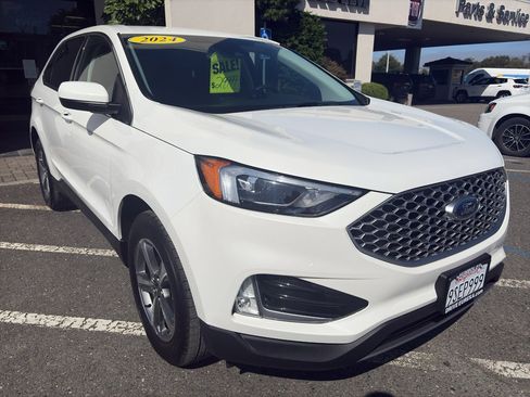 Used 2024 Ford Edge SEL w/ Convenience Package image 11