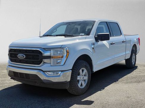 Used 2022 Ford F150 XLT w/ Equipment Group 301A Mid AWD/4WD image 7