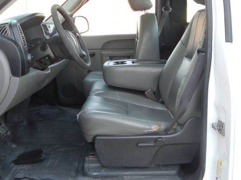 Used 2012 Chevrolet Silverado 1500 W/T RWD image 25